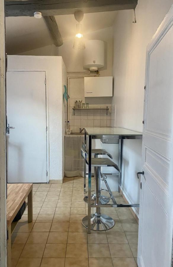 Studio 12M2 Apartment Монпелие Екстериор снимка